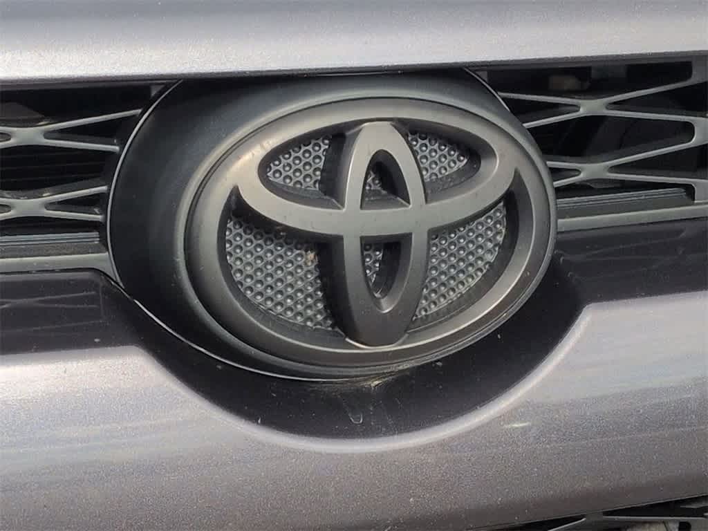 Thumbnail: 2017 Toyota 4Runner - 12