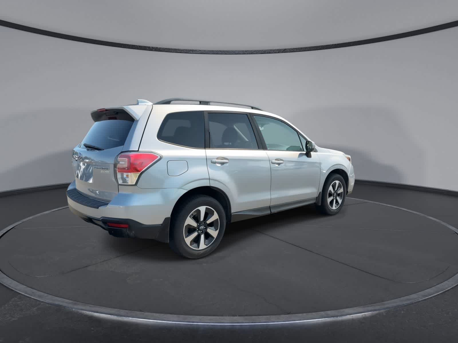 Thumbnail: 2017 Subaru Forester - 7