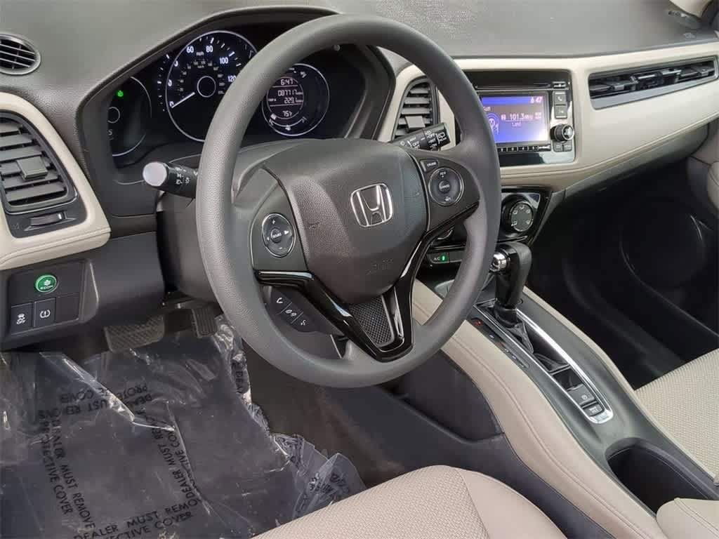 2017 Honda HR-V LX 10