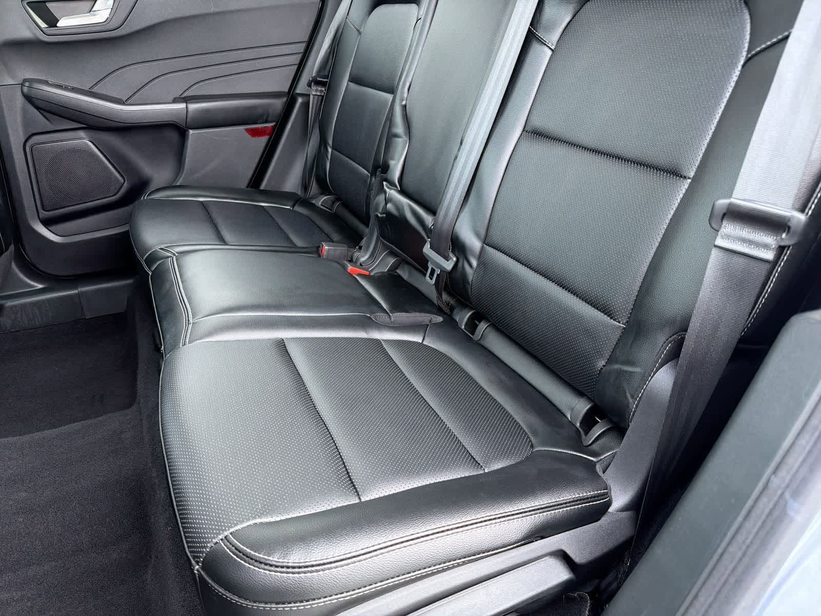 Thumbnail: 2022 Ford Escape - 21