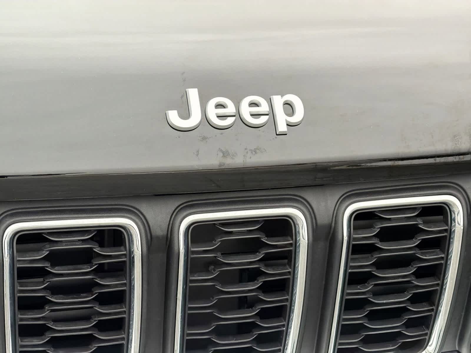 Thumbnail: 2025 Jeep Grand Cherokee - 12