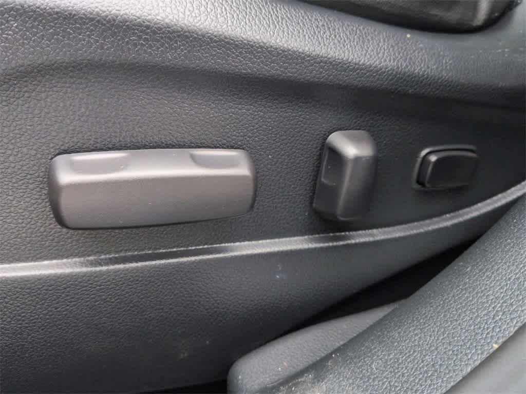 Thumbnail: 2016 Kia Sportage - 18