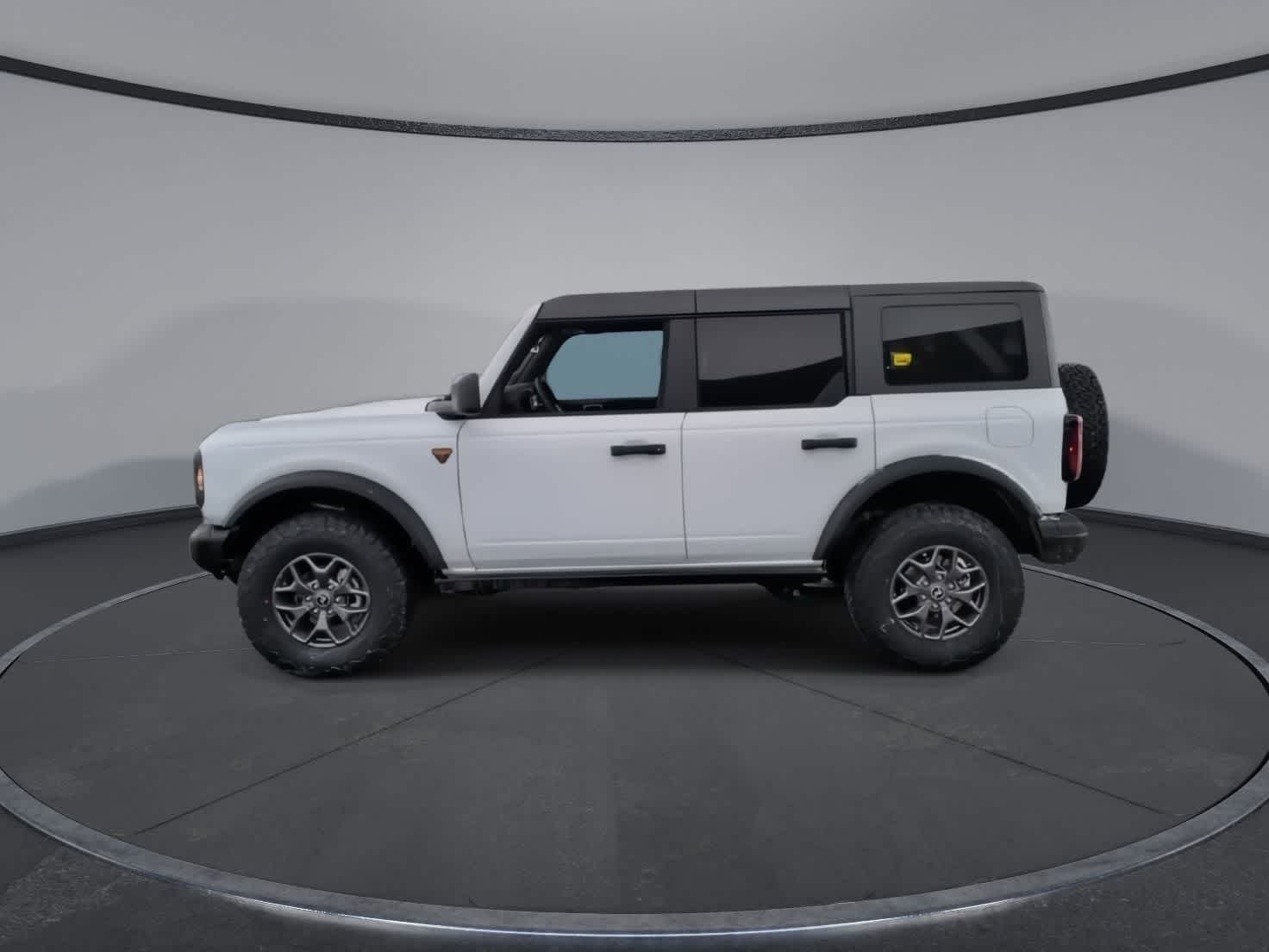 Thumbnail: 2025 Ford Bronco - 5