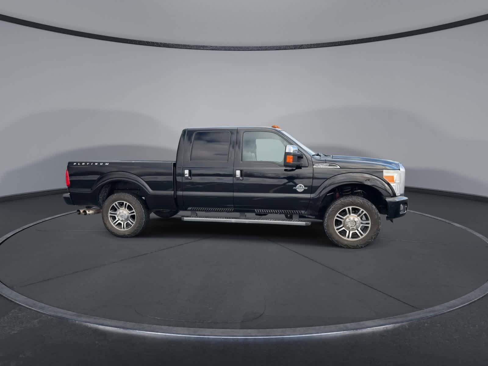 Thumbnail: 2016 Ford F-250 - 9
