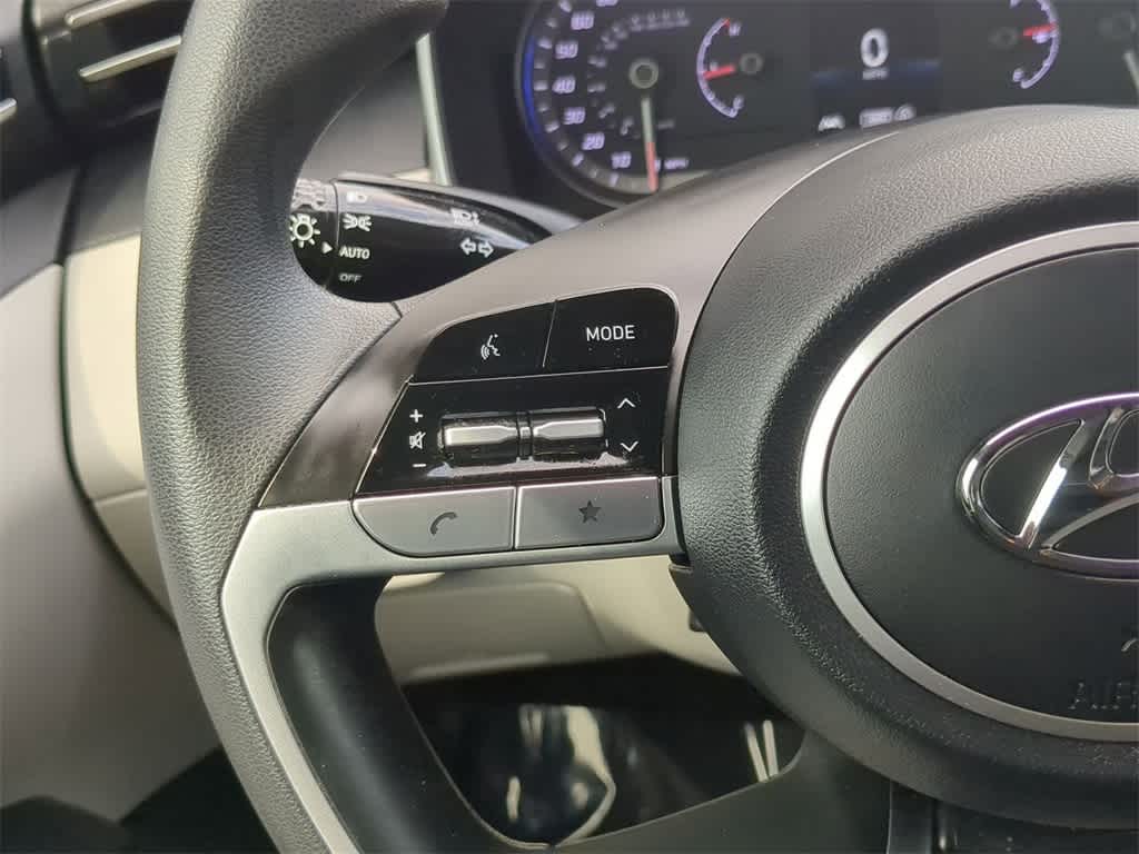 2023 Hyundai Tucson SE 24