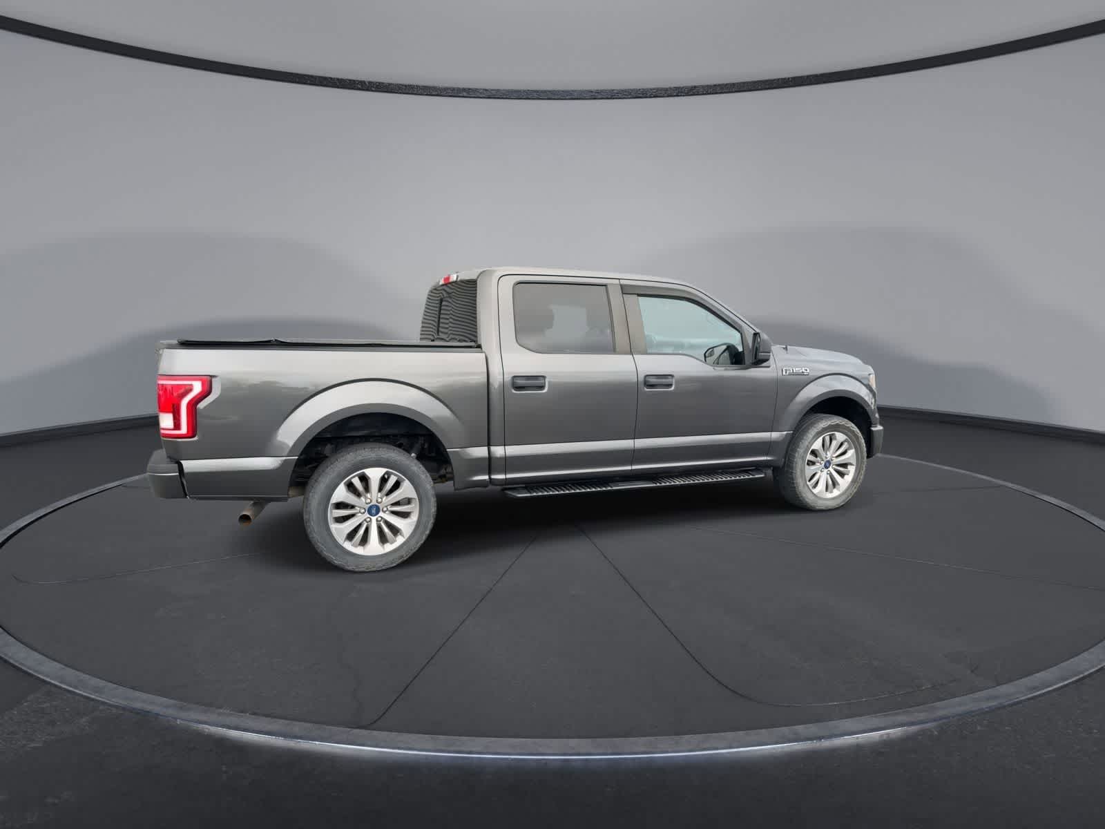 Thumbnail: 2017 Ford F-150 - 8