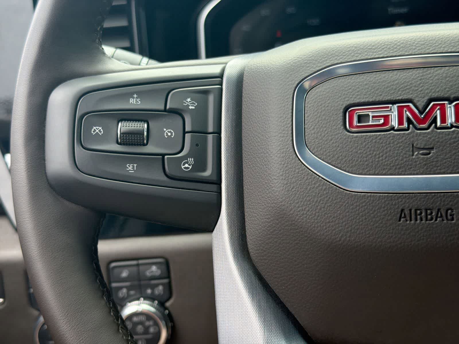 Thumbnail: 2024 GMC Sierra 2500 - 24
