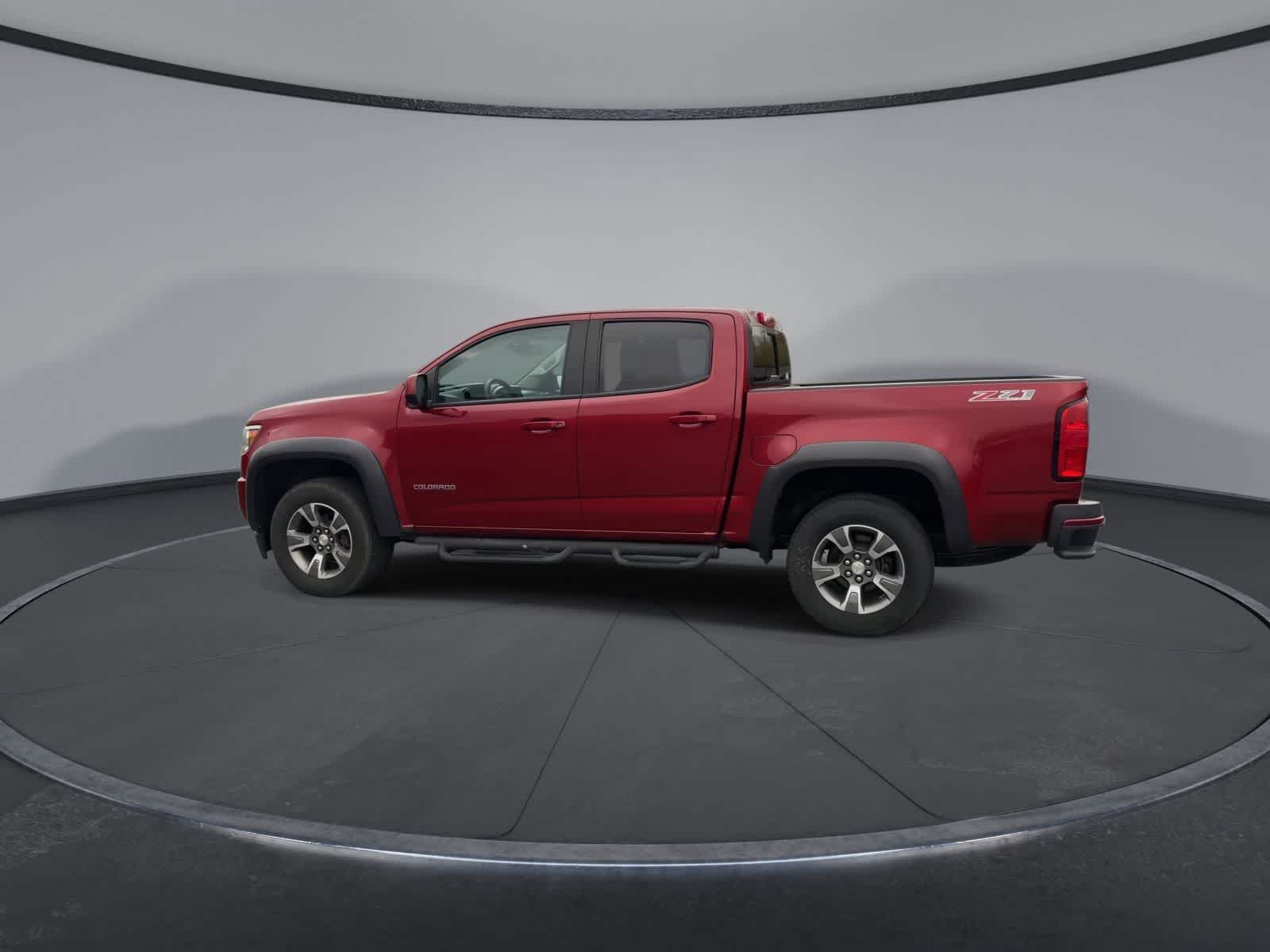 Thumbnail: 2017 Chevrolet Colorado - 5