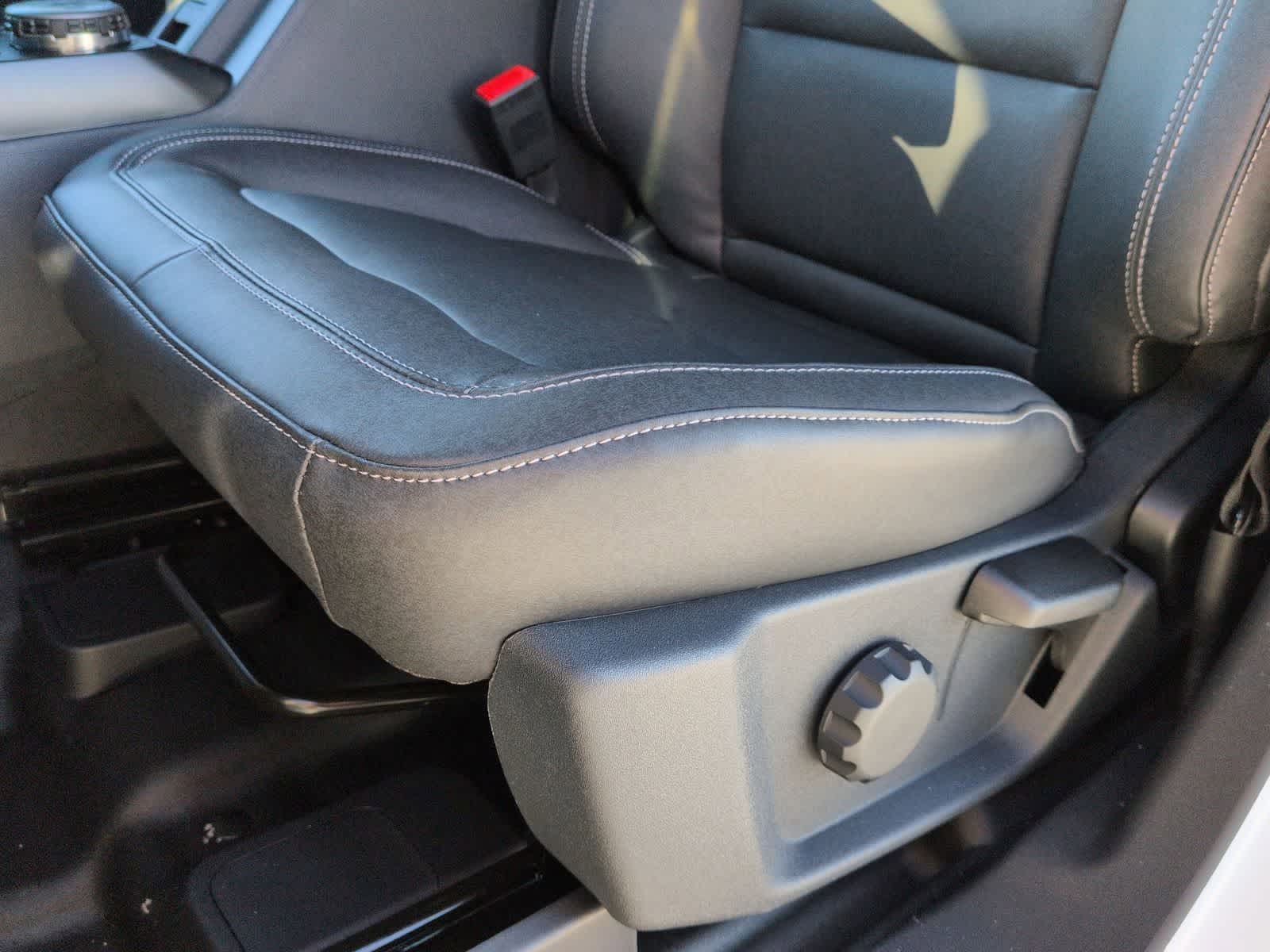 Thumbnail: 2025 Ford Bronco - 18