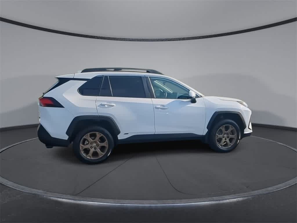 Thumbnail: 2023 Toyota RAV4 - 9