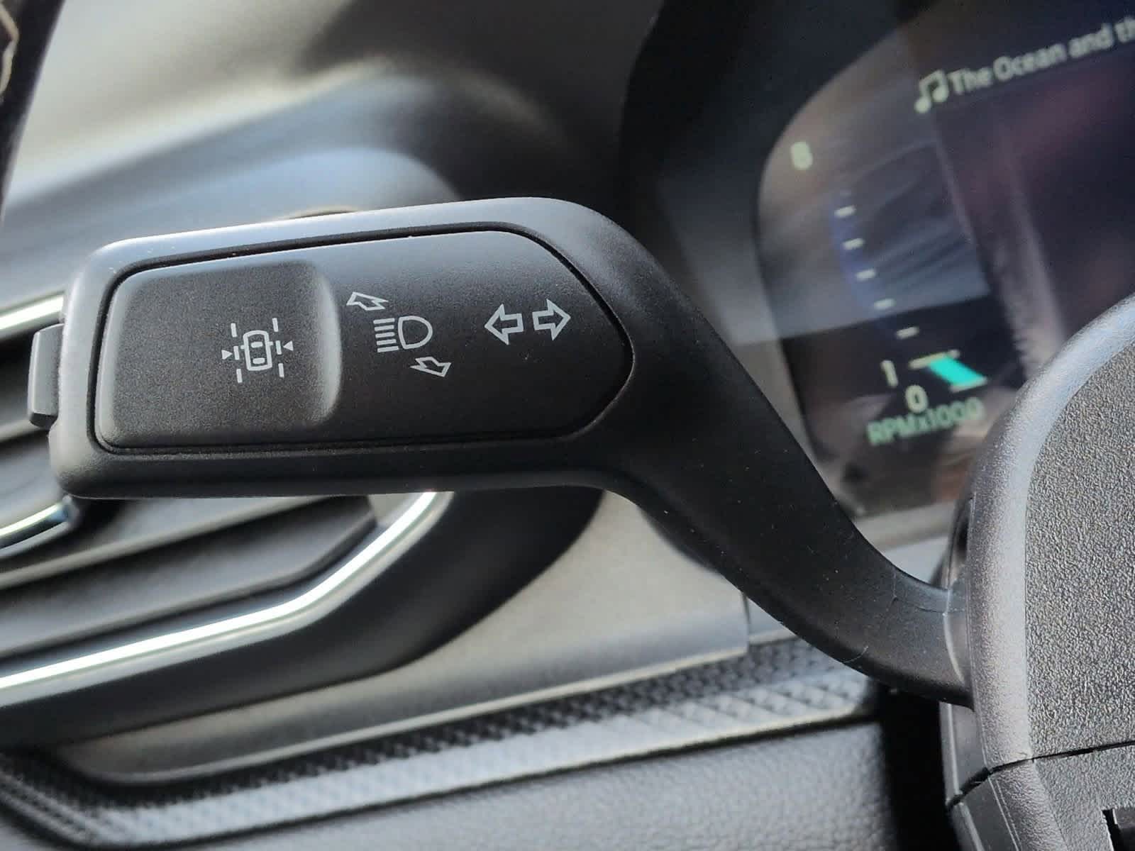 Thumbnail: 2023 Ford Explorer - 29