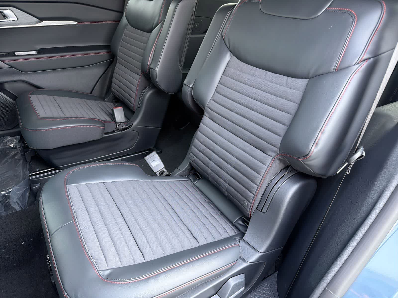 Thumbnail: 2026 Ford Explorer - 21