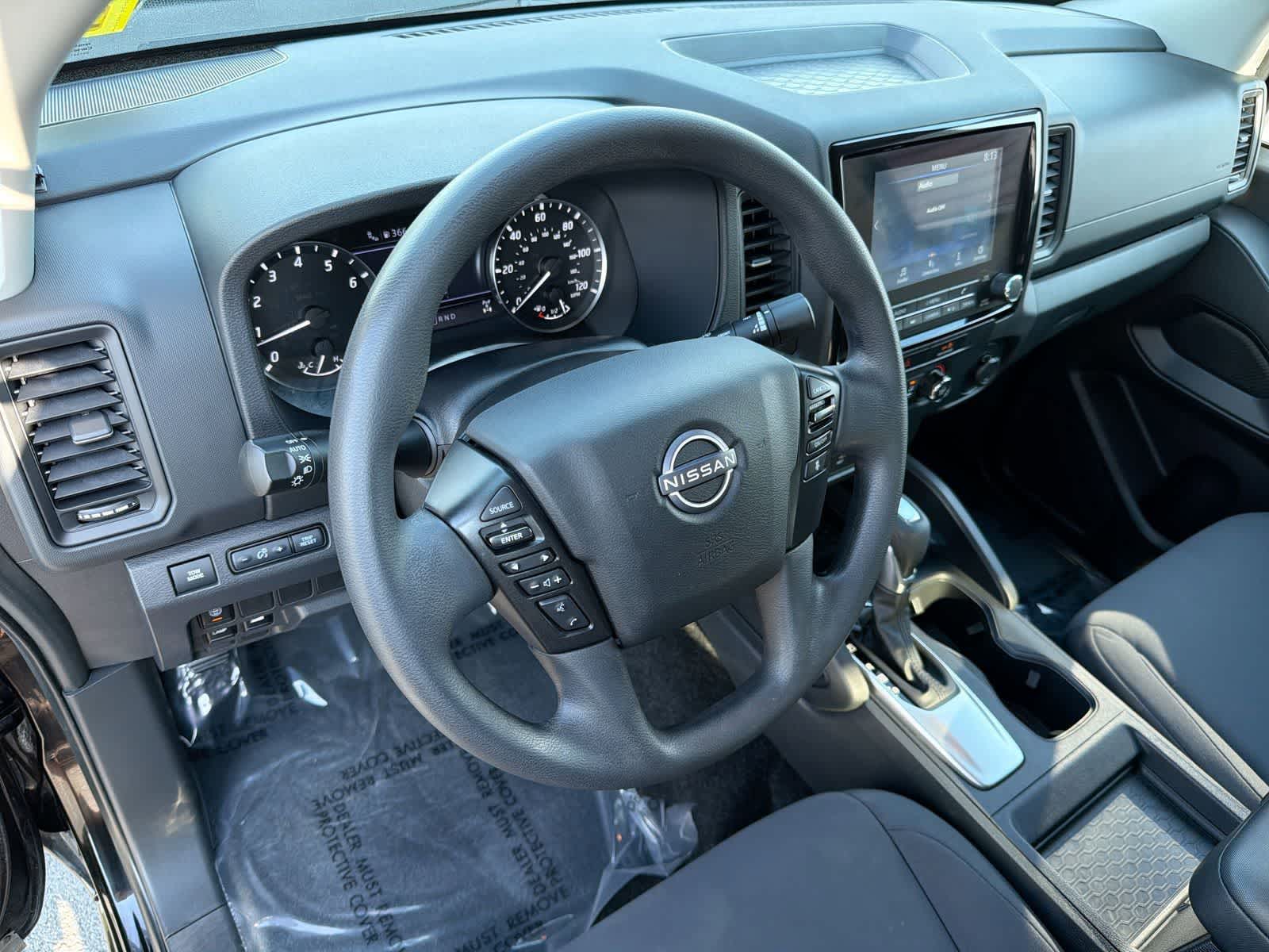 Thumbnail: 2022 Nissan Frontier - 10