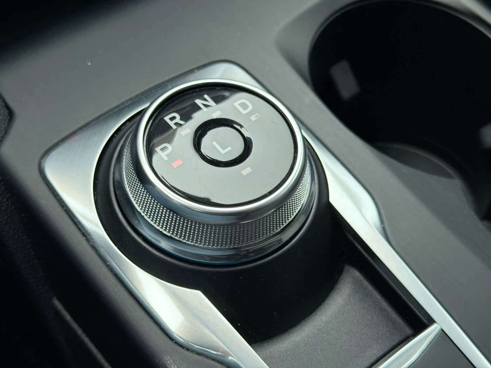 Thumbnail: 2022 Ford Escape - 32