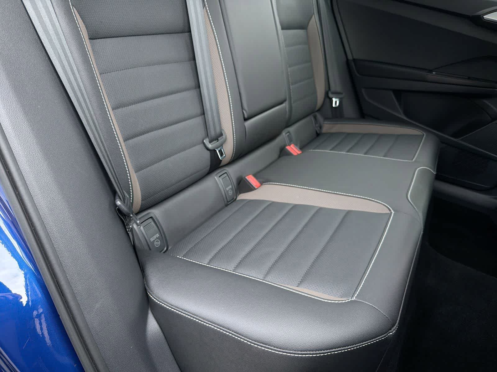 Thumbnail: 2023 Volkswagen Taos - 22