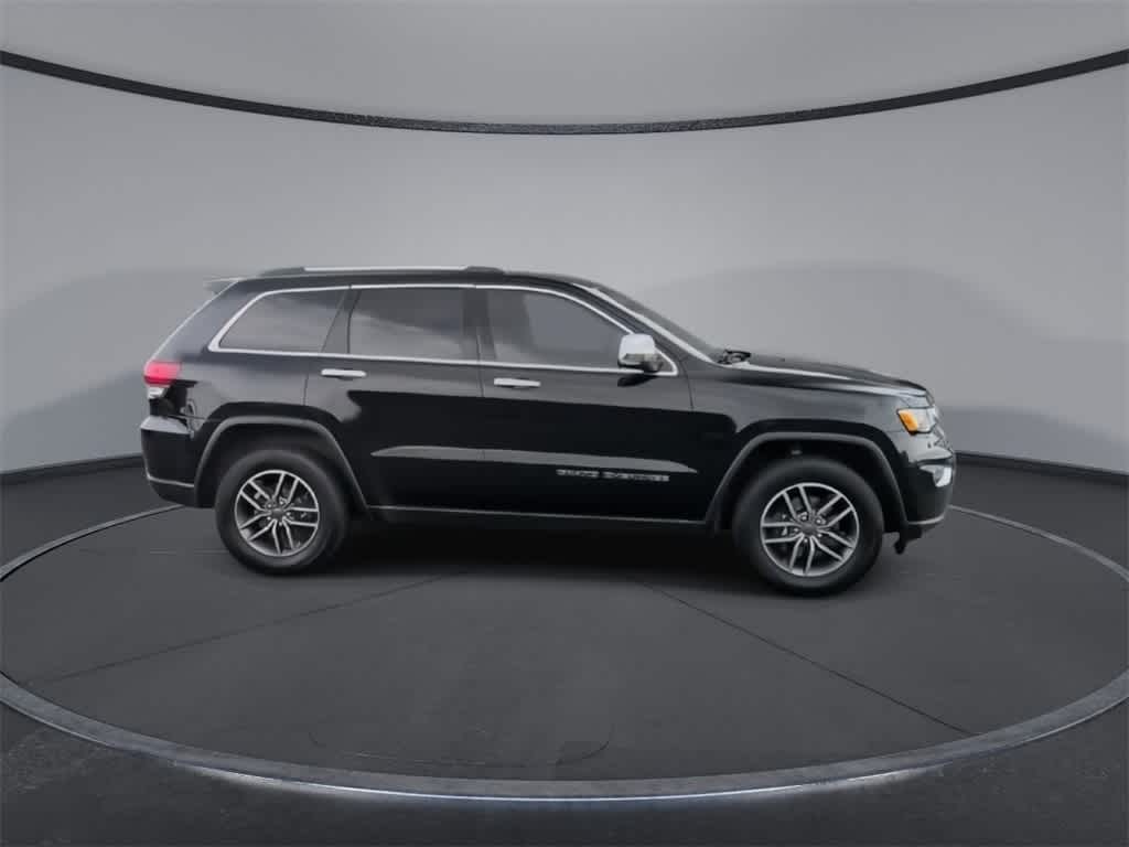 Thumbnail: 2020 Jeep Grand Cherokee - 9