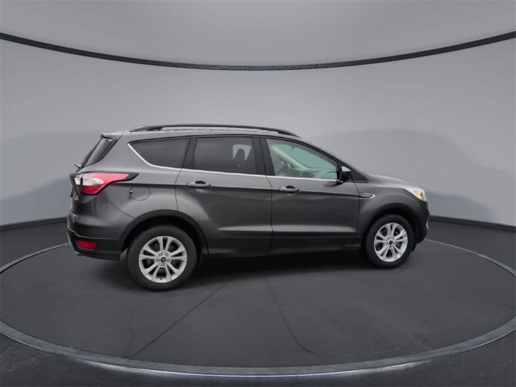 Thumbnail: 2018 Ford Escape - 9