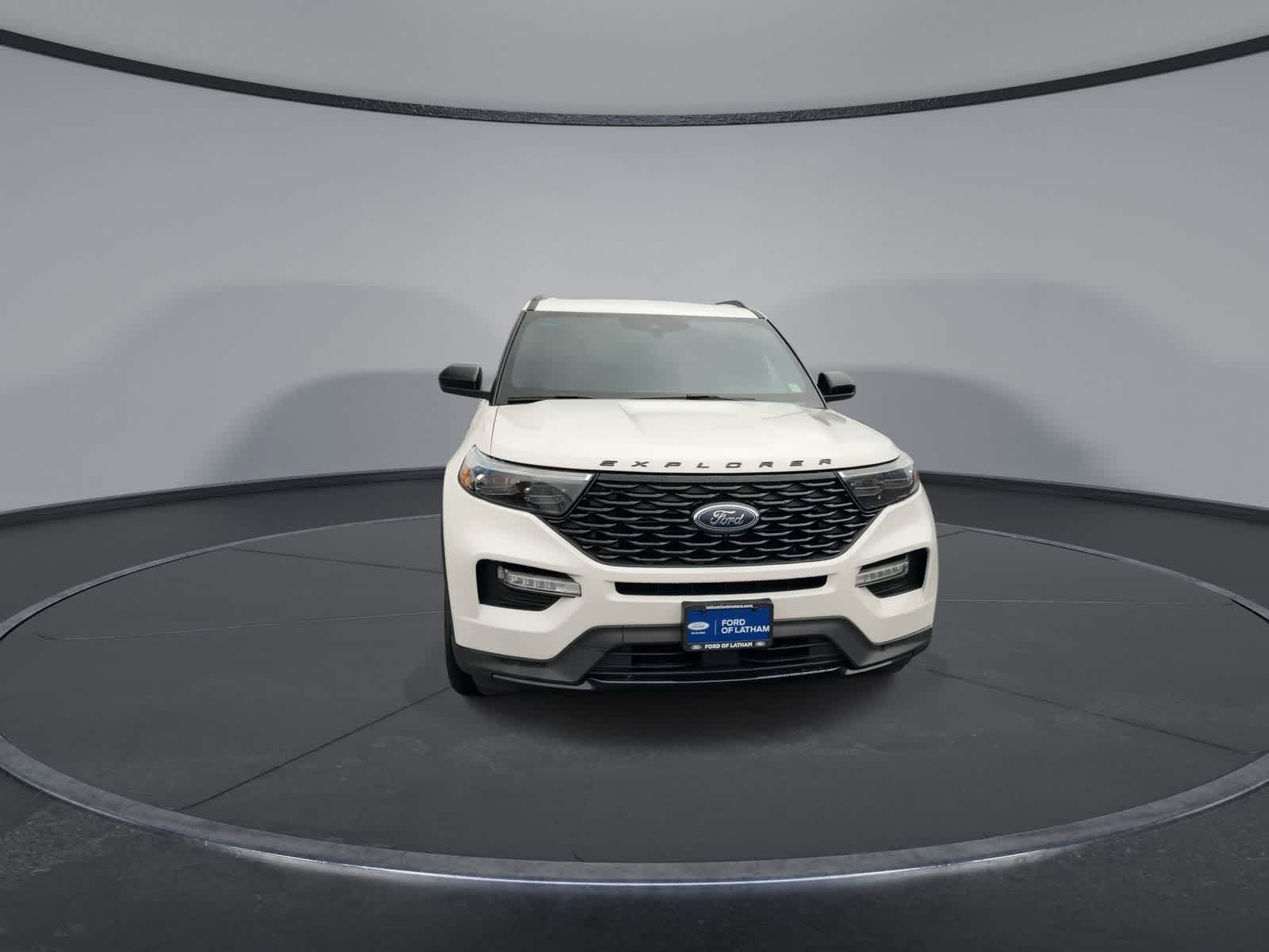 Thumbnail: 2024 Ford Explorer - 3