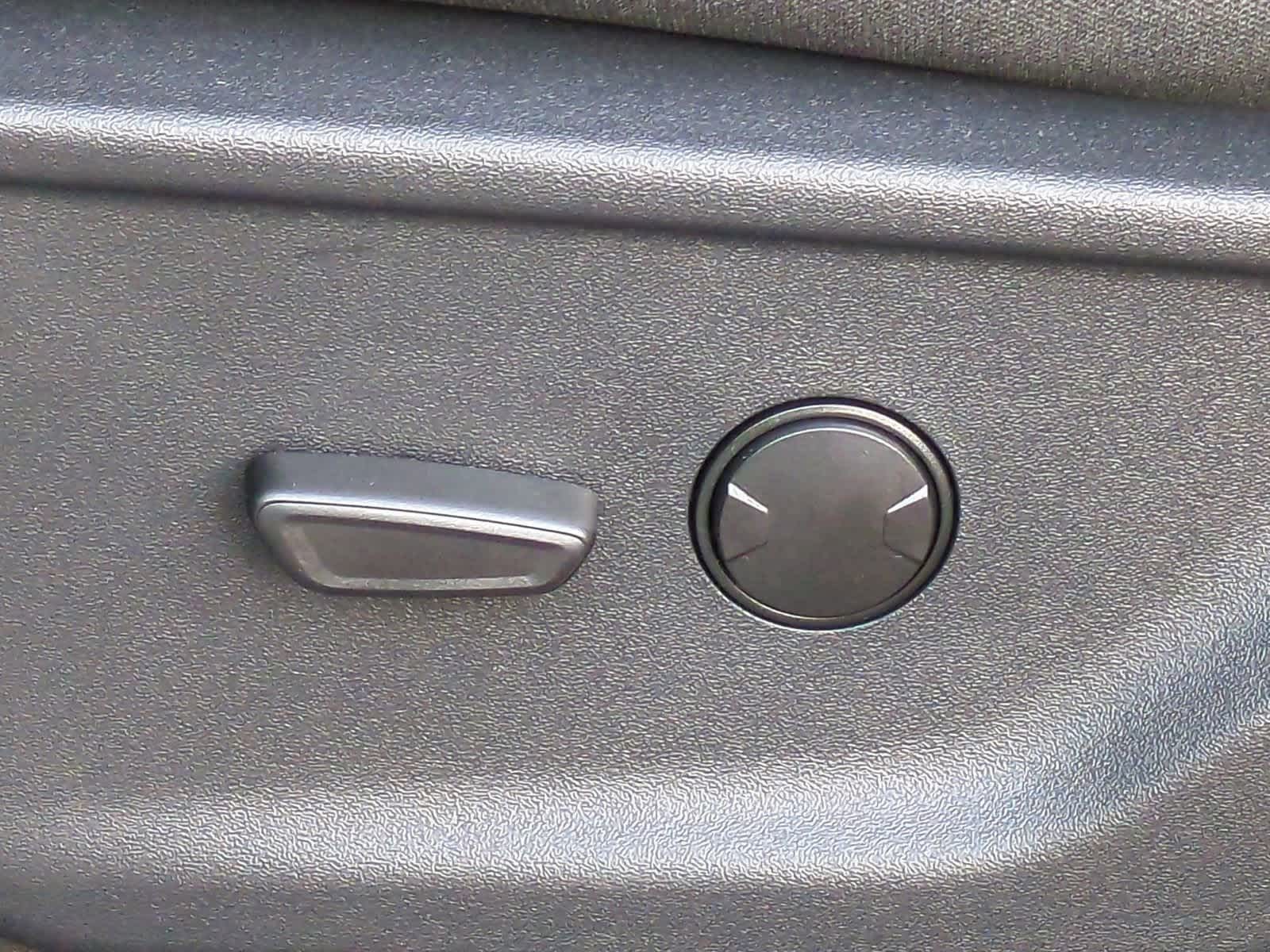 Thumbnail: 2025 Ford F-350 - 18