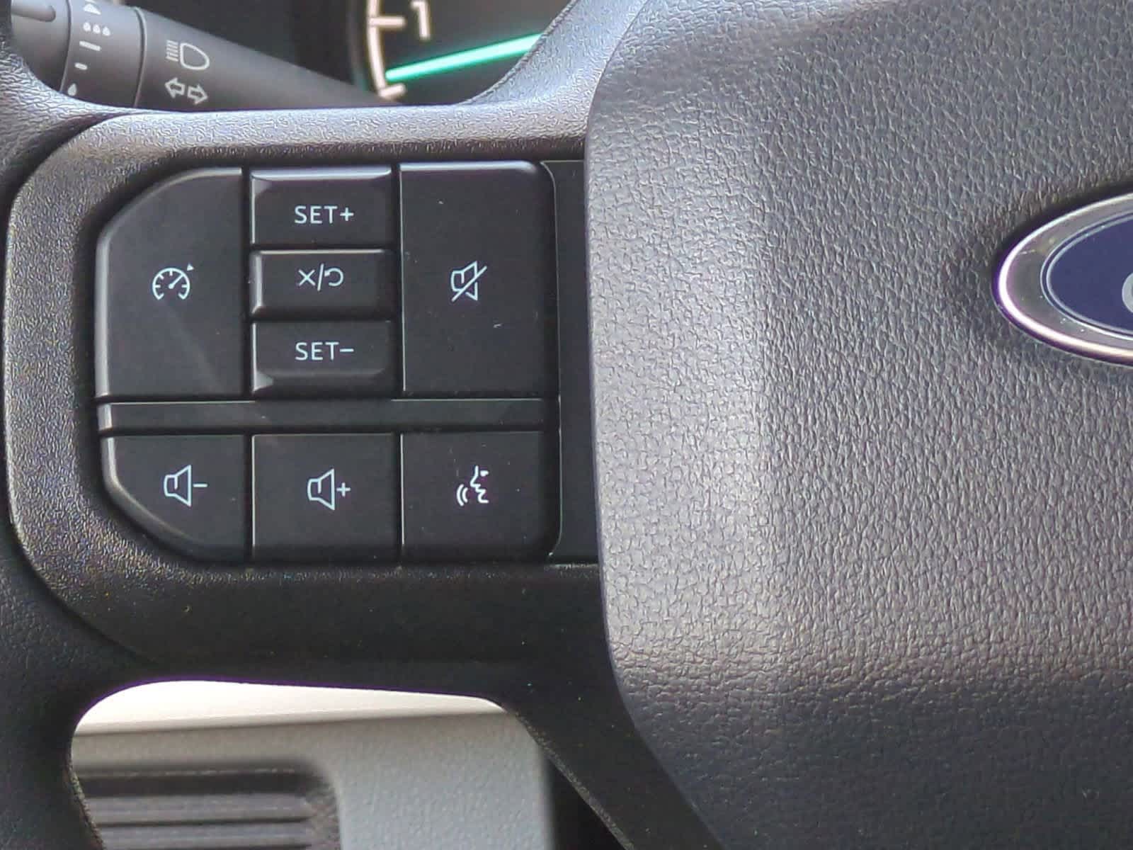 Thumbnail: 2025 Ford F-350 - 24