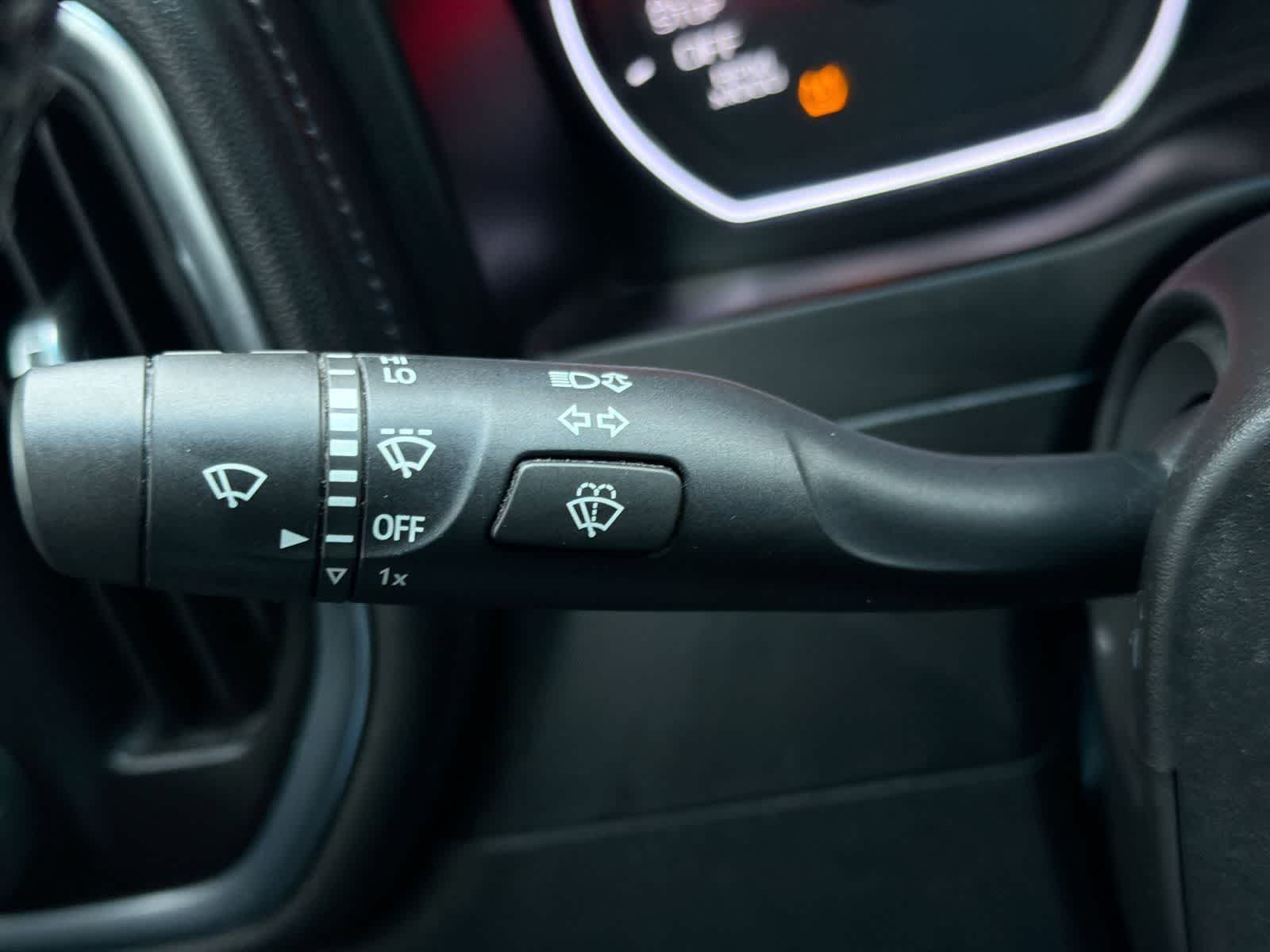 Thumbnail: 2019 Chevrolet Silverado 1500 - 27