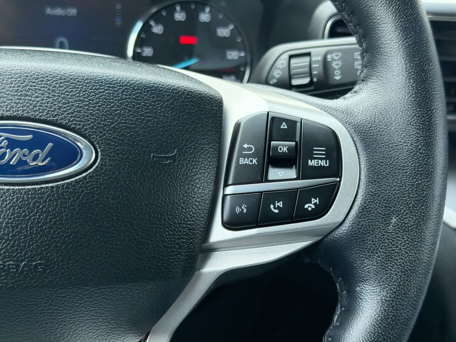 Thumbnail: 2023 Ford Explorer - 25