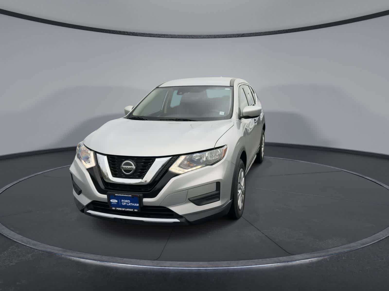 Thumbnail: 2019 Nissan Rogue - 3
