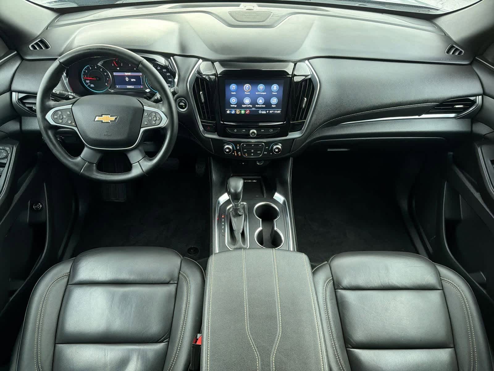 Thumbnail: 2023 Chevrolet Traverse - 16