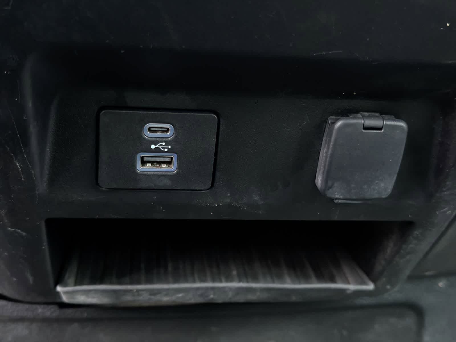 Thumbnail: 2020 Ford F-350 - 29