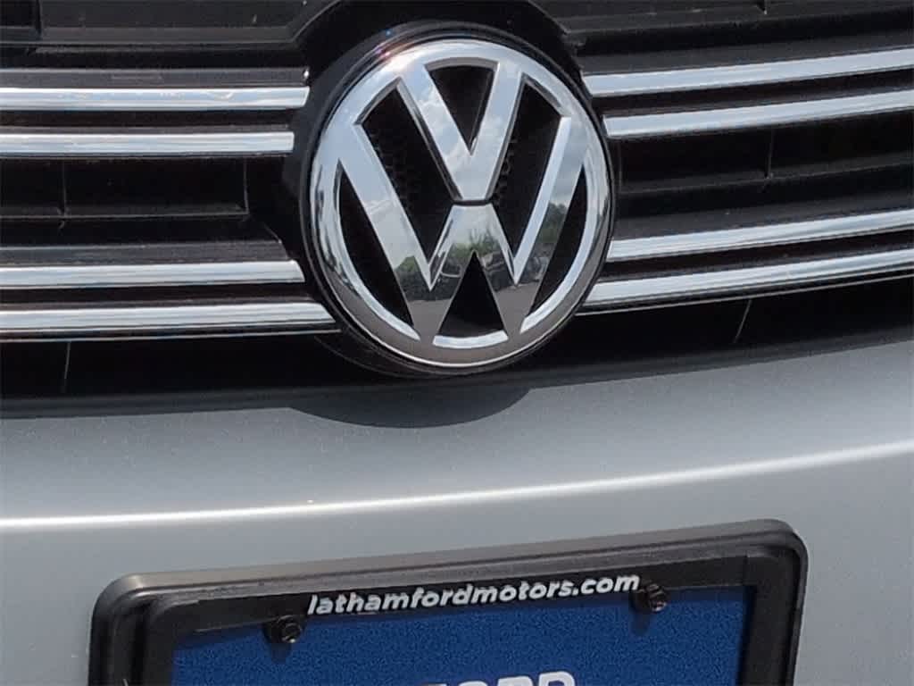 Thumbnail: 2016 Volkswagen Tiguan - 12