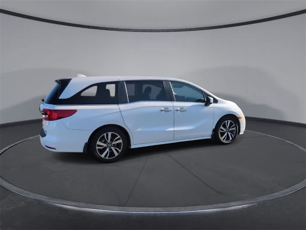 Thumbnail: 2023 Honda Odyssey - 9