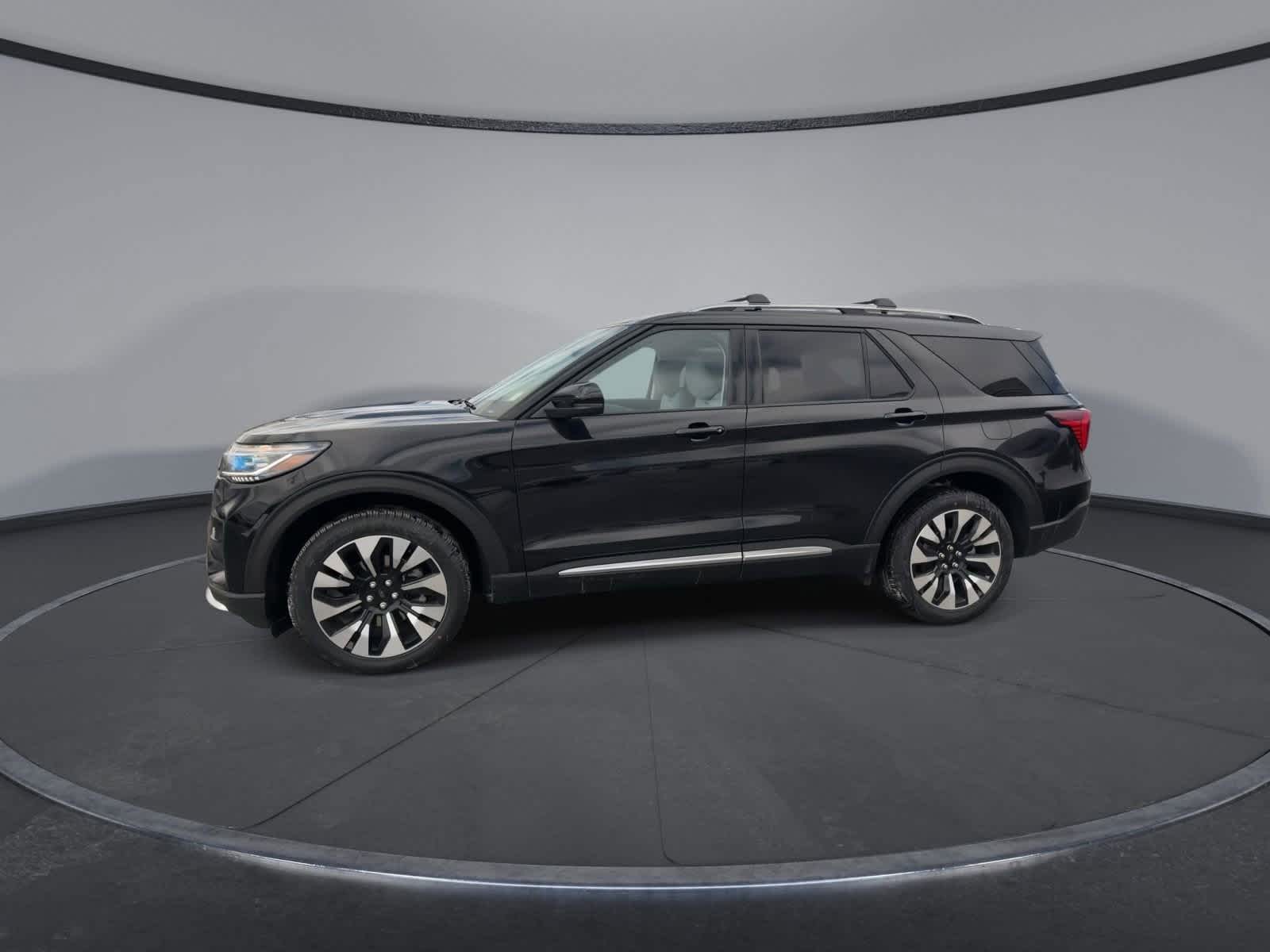 Thumbnail: 2026 Ford Explorer - 5