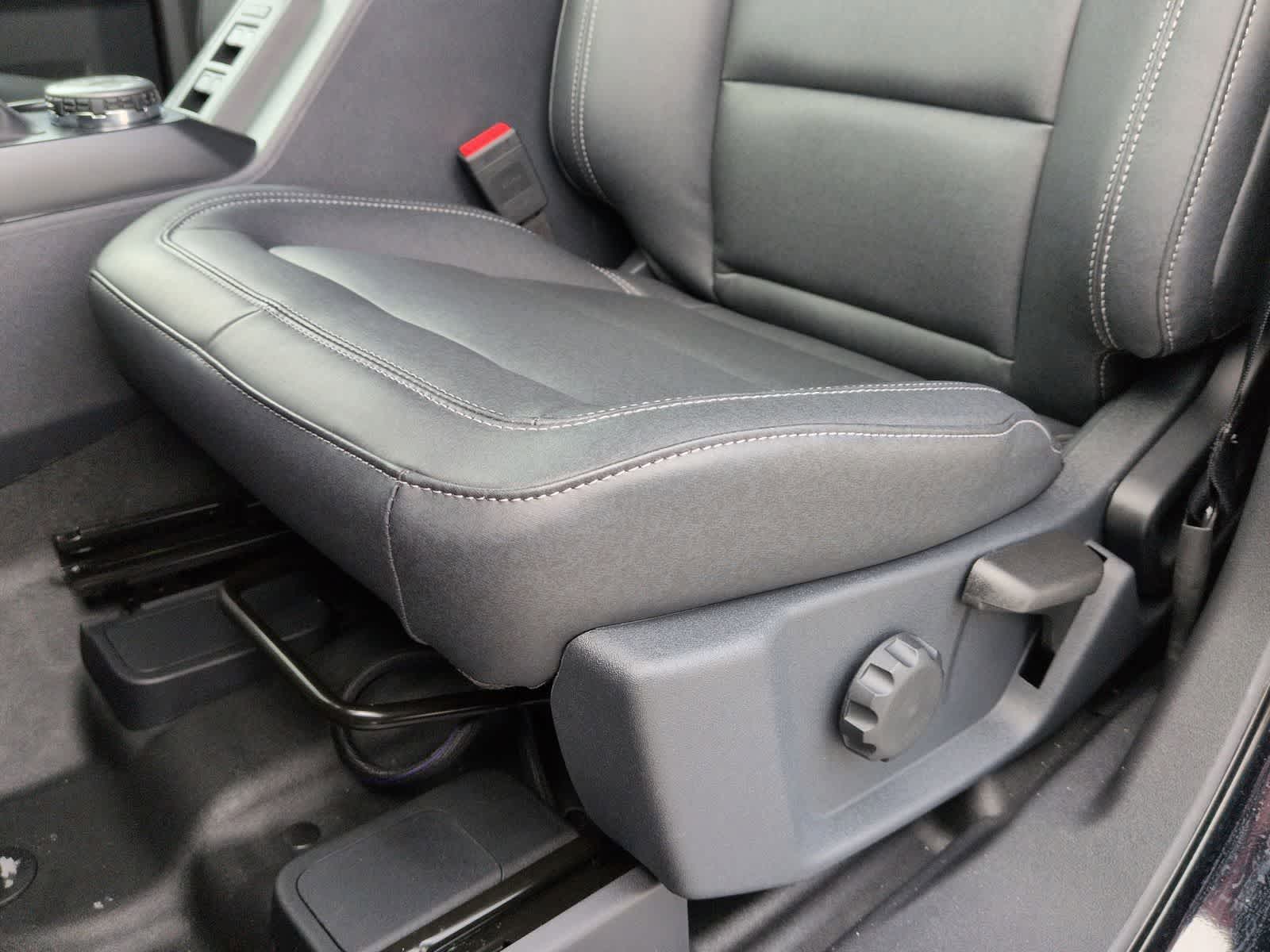 Thumbnail: 2025 Ford Bronco - 18