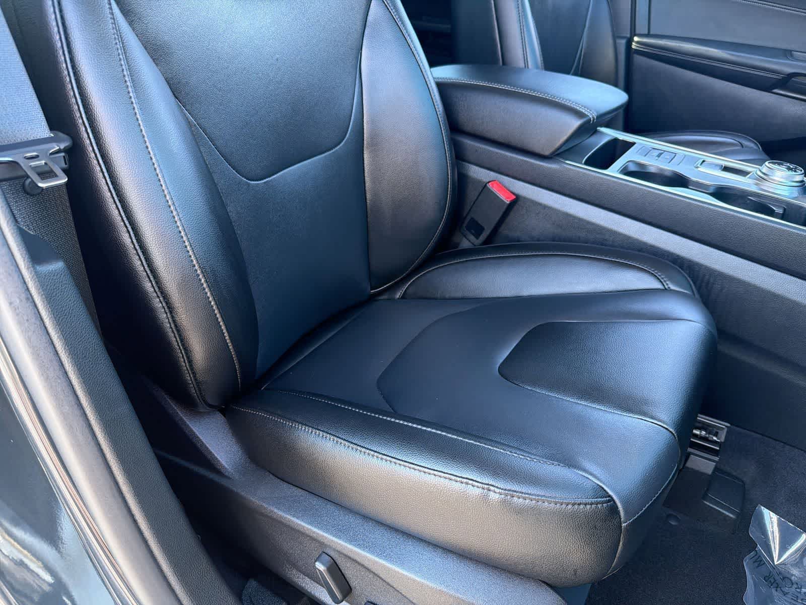 Thumbnail: 2022 Ford Edge - 22