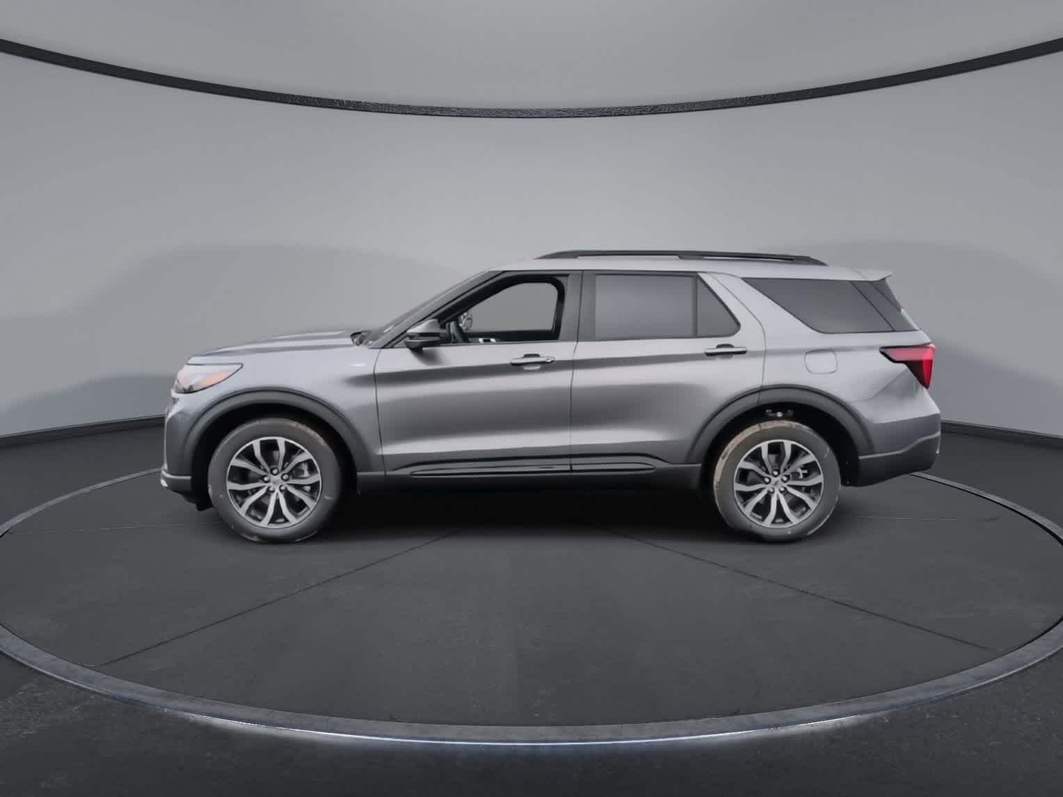 Thumbnail: 2026 Ford Explorer - 5