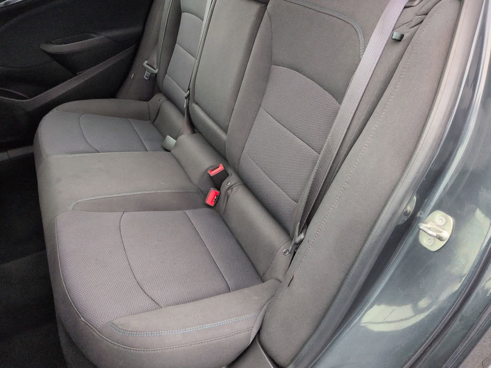 Thumbnail: 2018 Chevrolet Cruze - 20