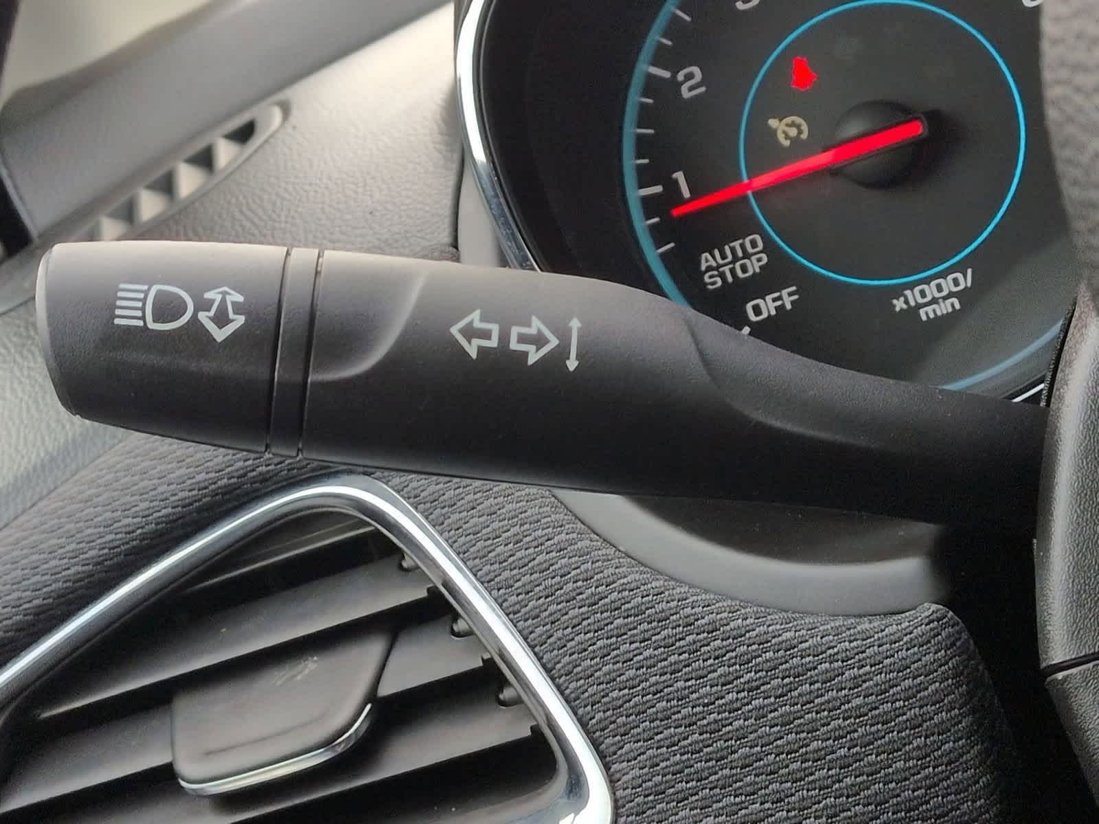 Thumbnail: 2018 Chevrolet Cruze - 27