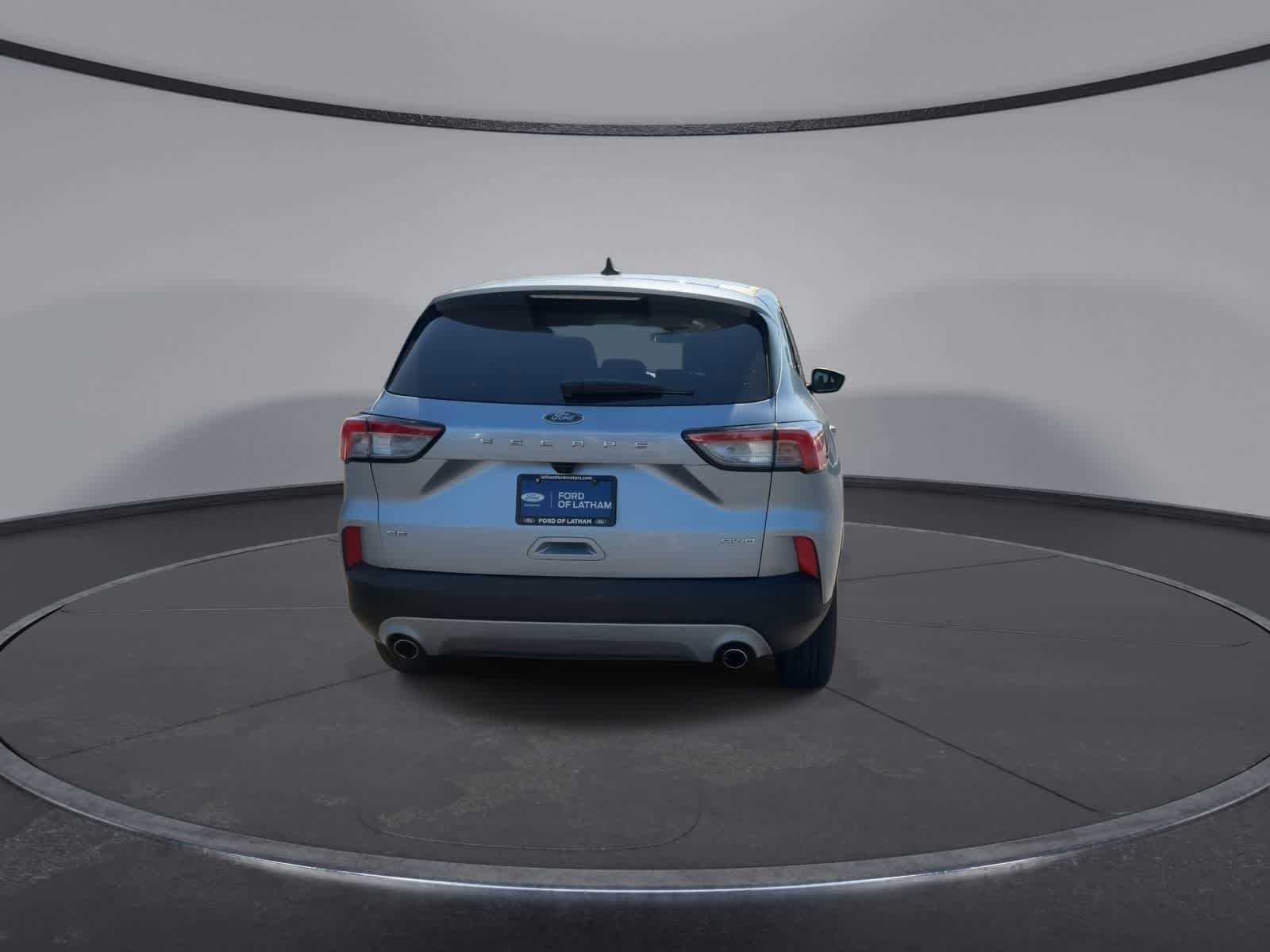 Thumbnail: 2022 Ford Escape - 6