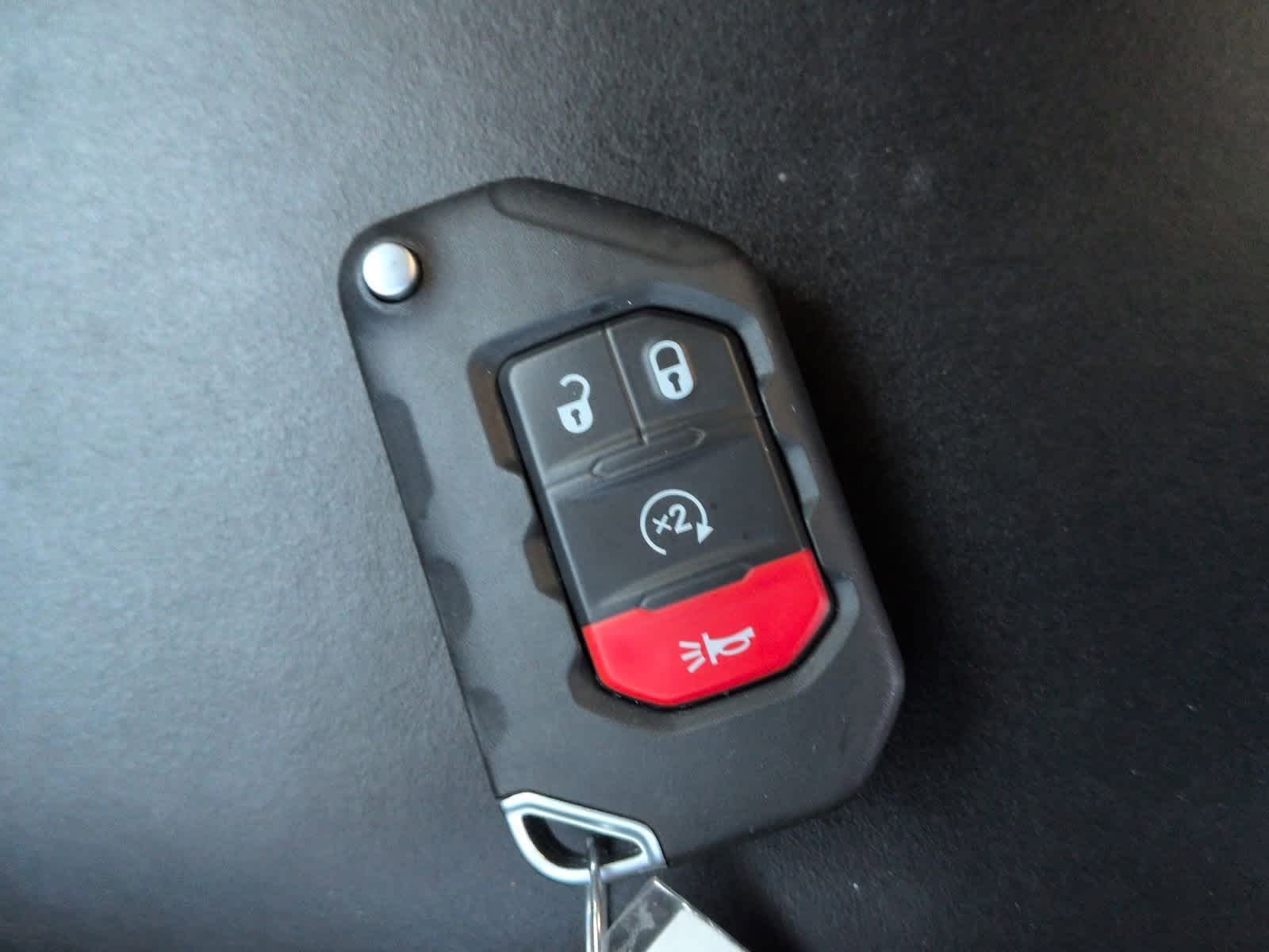 Thumbnail: 2021 Jeep Wrangler - 38