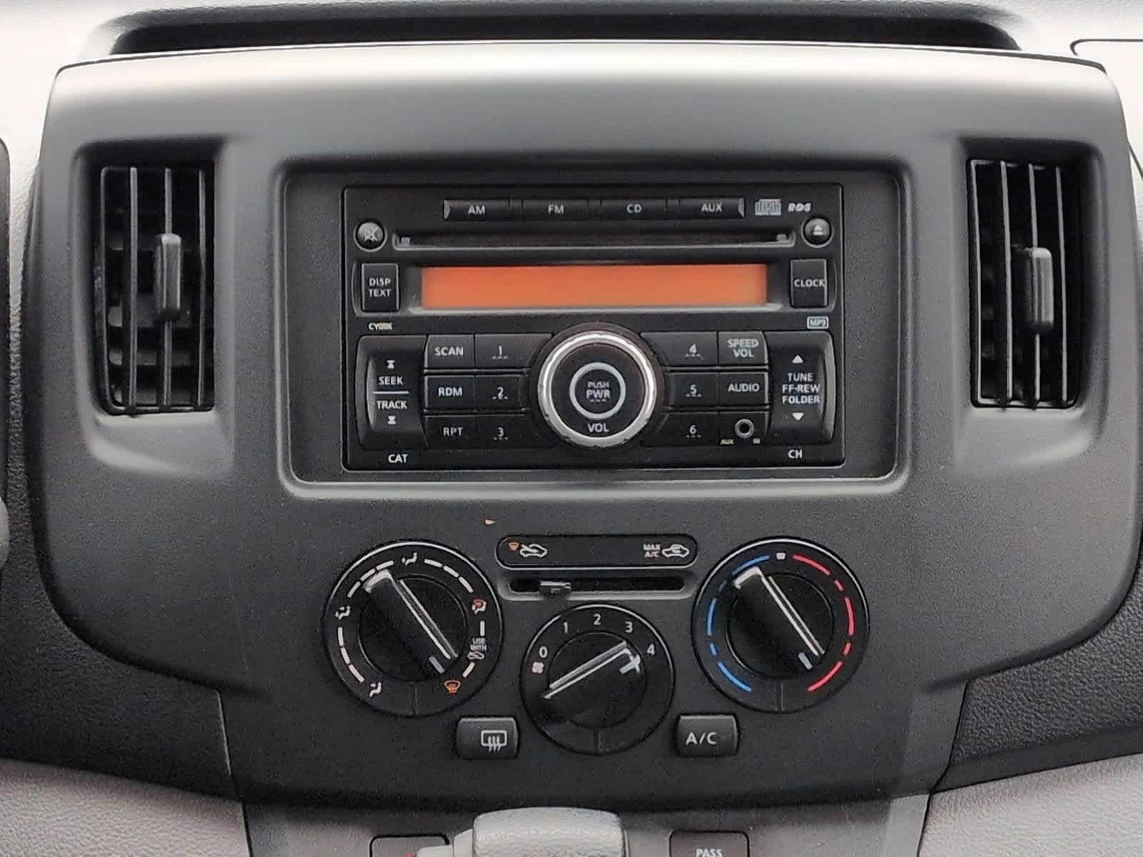 Thumbnail: 2017 Nissan NV200 - 28