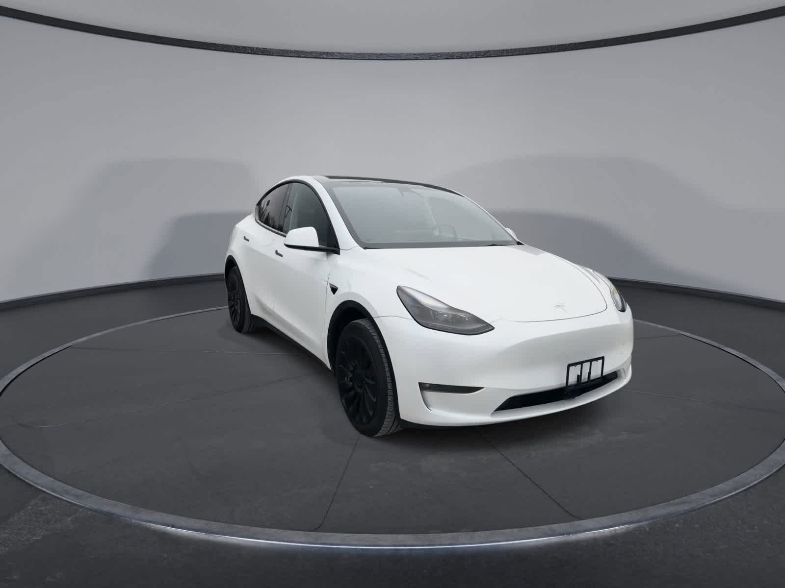 Thumbnail: 2022 Tesla Model Y - 2
