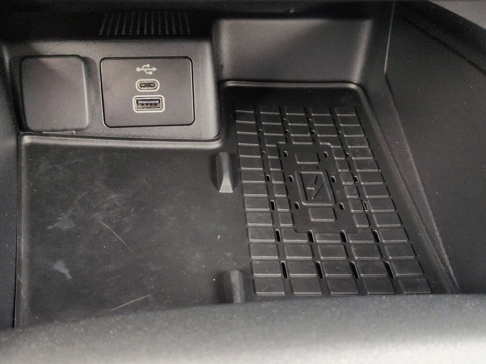 Thumbnail: 2025 Ford Bronco Sport - 31