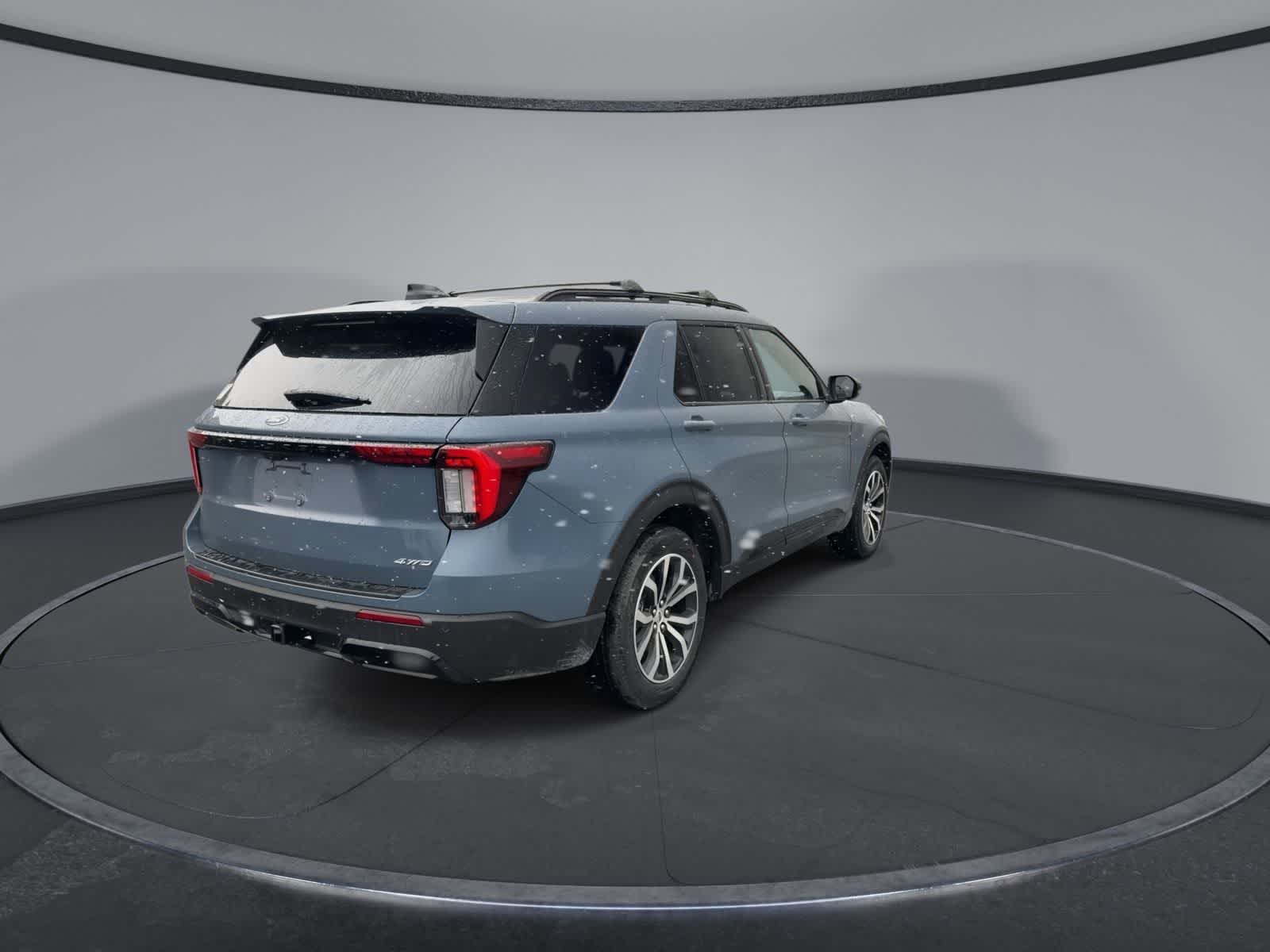 Thumbnail: 2026 Ford Explorer - 8