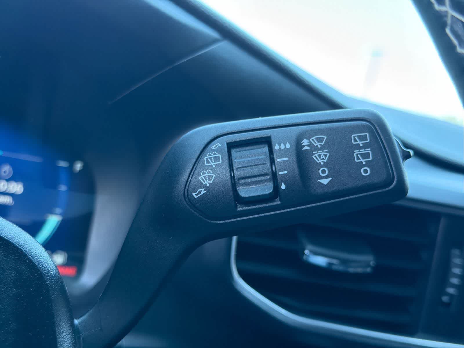 Thumbnail: 2024 Ford Explorer - 27