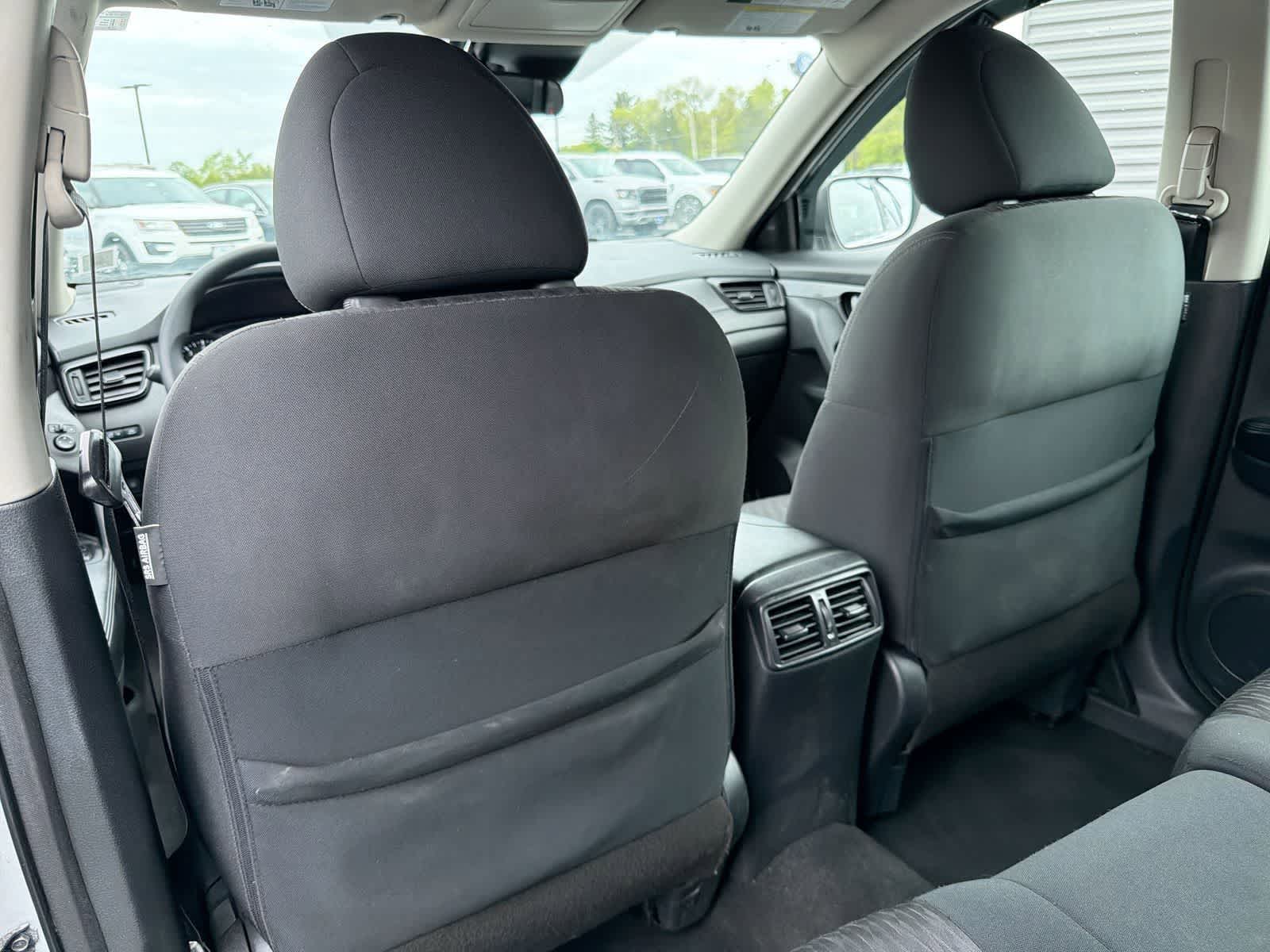 Thumbnail: 2019 Nissan Rogue - 19