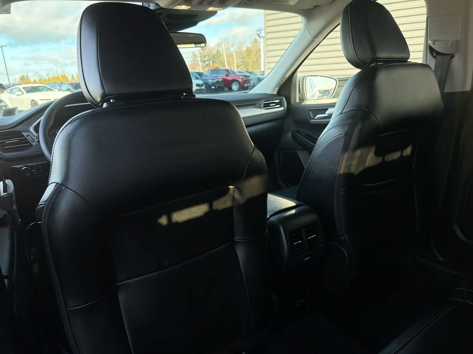 Thumbnail: 2022 Ford Escape - 19