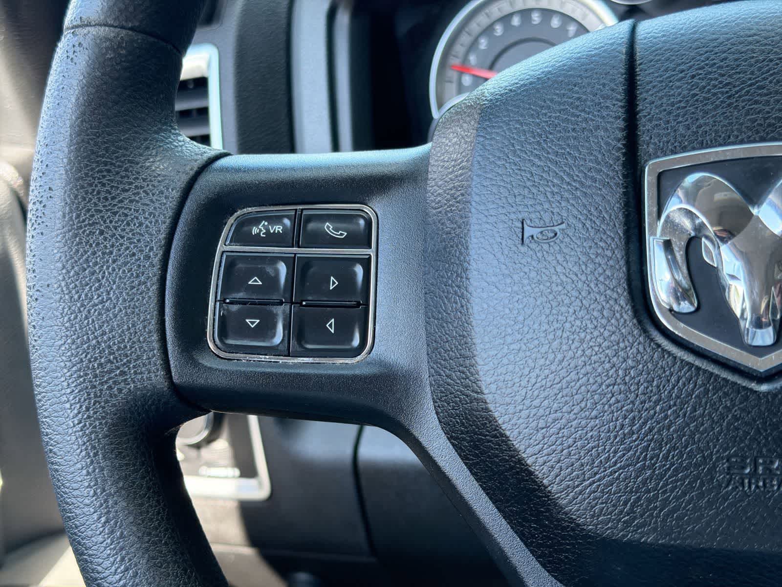 Thumbnail: 2019 RAM 1500 Classic - 25
