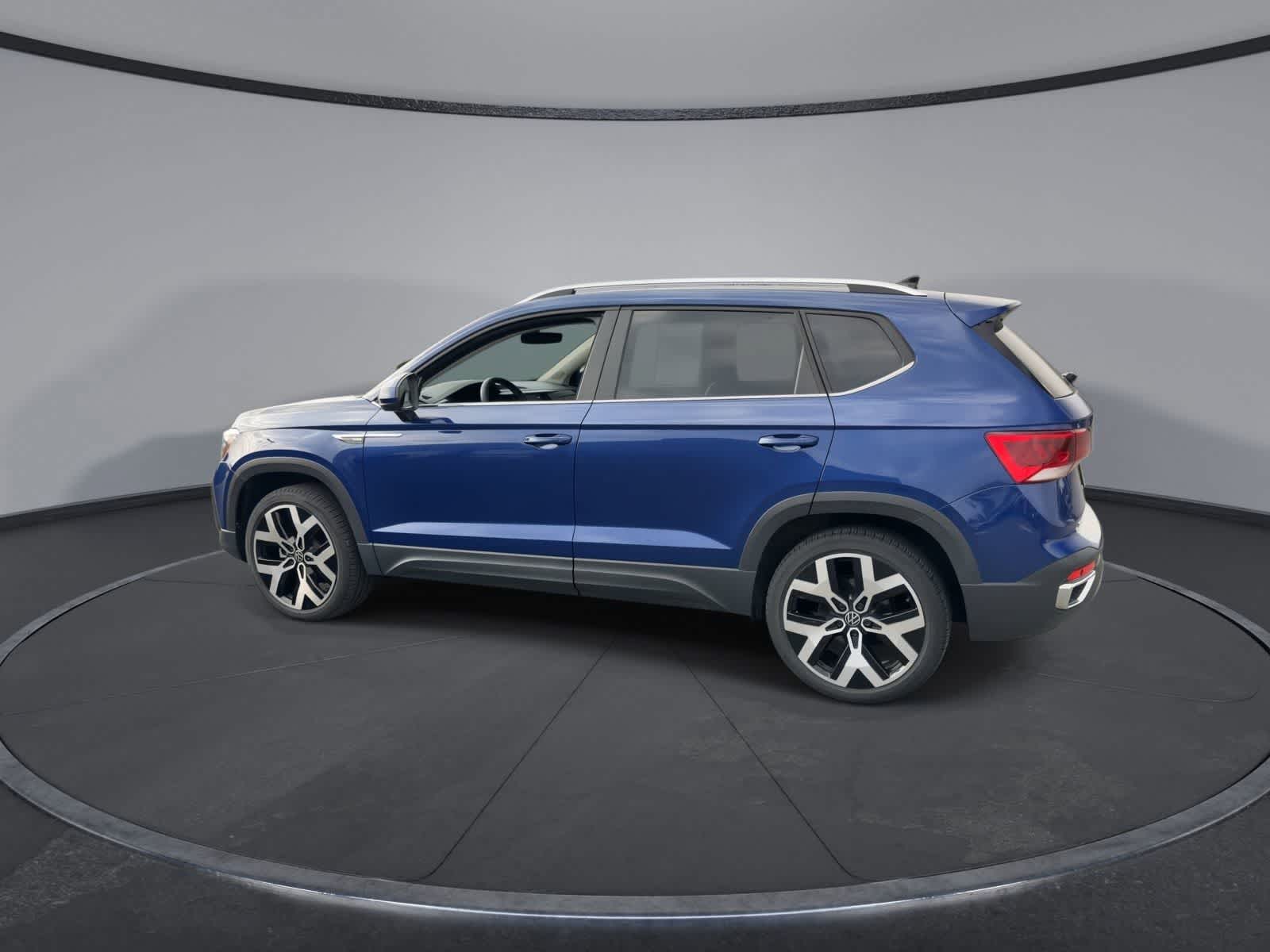 Thumbnail: 2023 Volkswagen Taos - 5