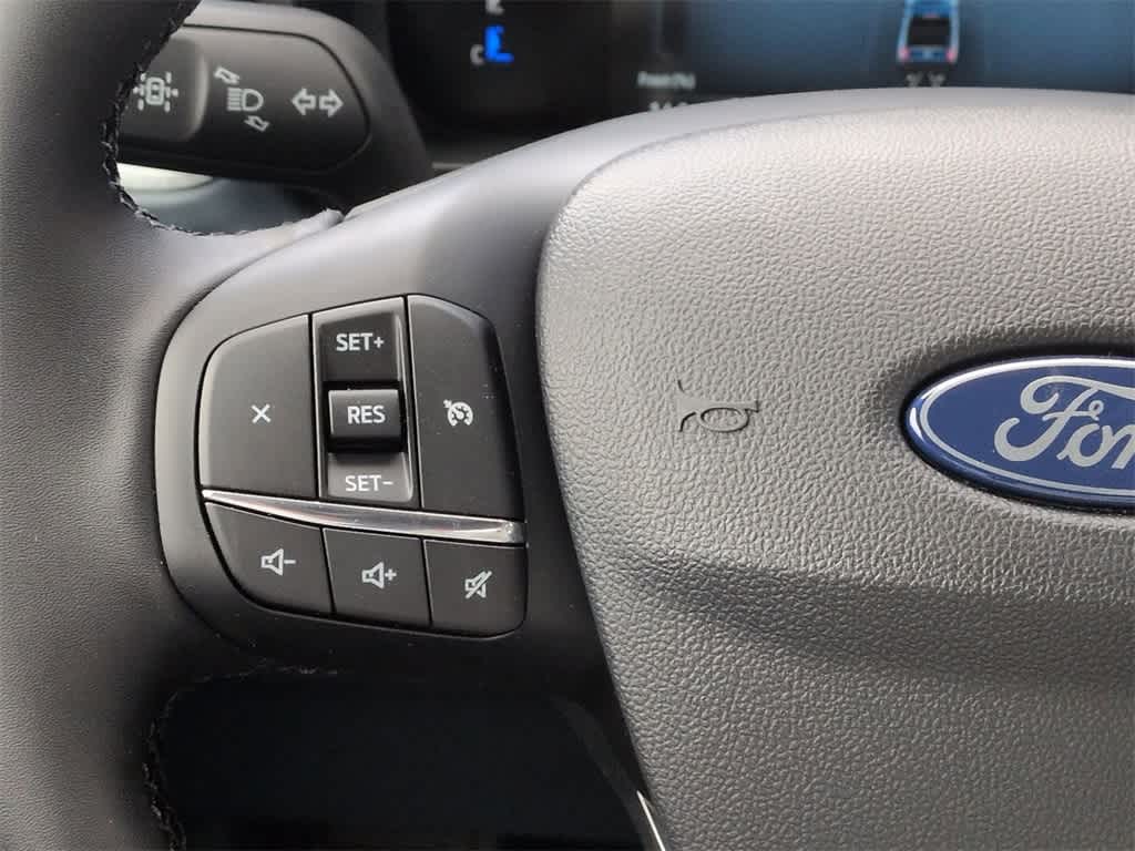 Thumbnail: 2025 Ford Maverick - 24