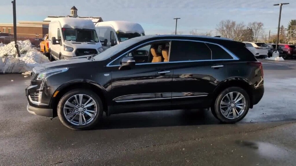 Used 2025 CADILLAC XT5 Premium Luxury SUV